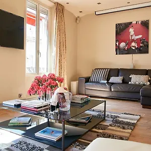 Apartment Notre Dame -
