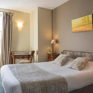 Le Relais Du çatey 3*, L'Isle-d'Abeau France
