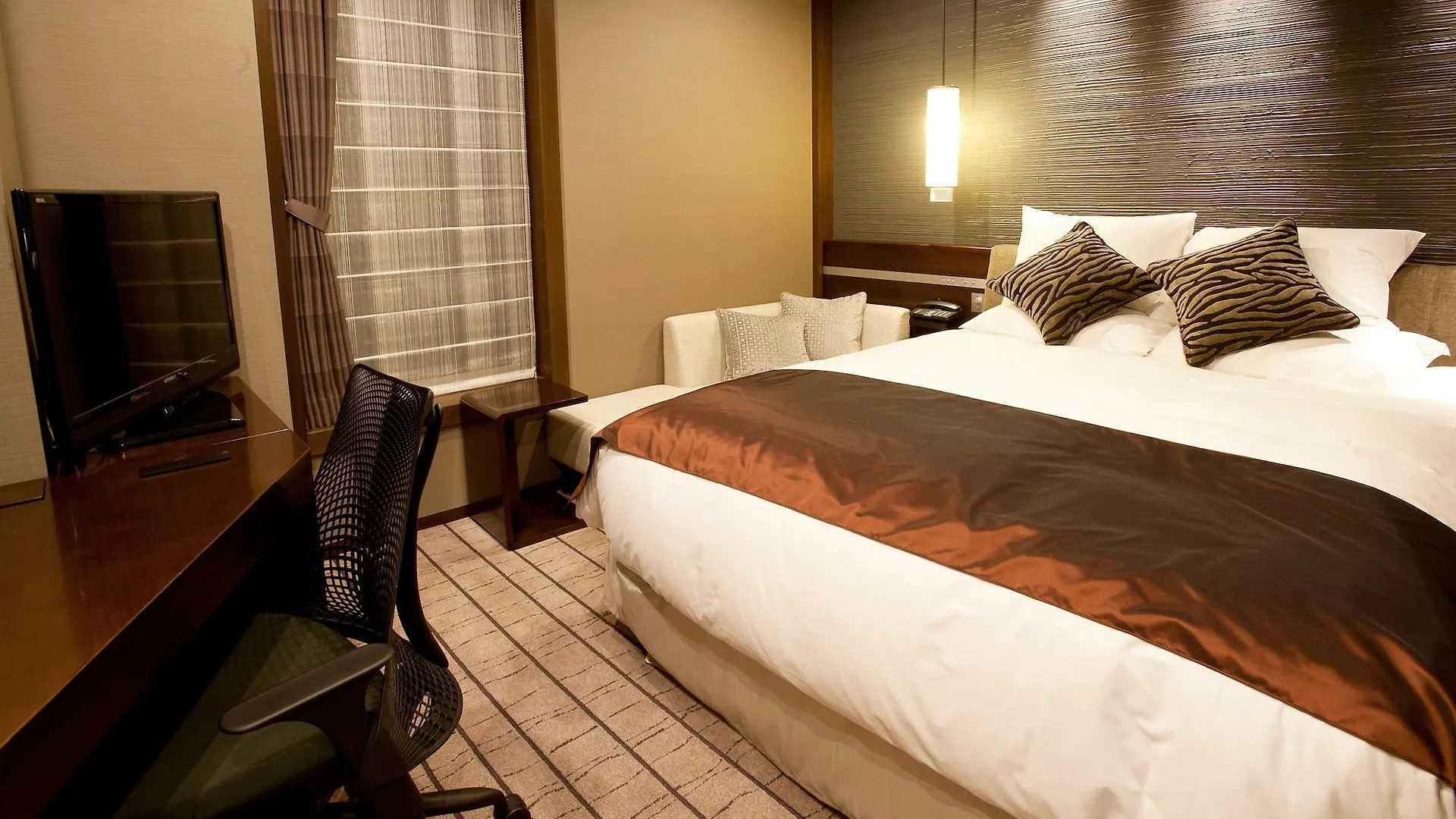 Hotel Granvia Osaka-Jr Hotel Group 4*, Osaka